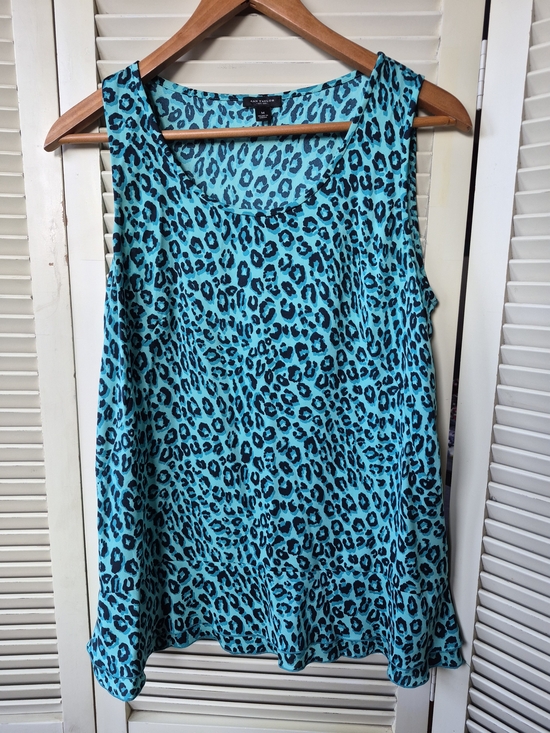 Ann Taylor Tops - Ann Taylor Aqua Leopard Print Sleeveless Top Size Medium